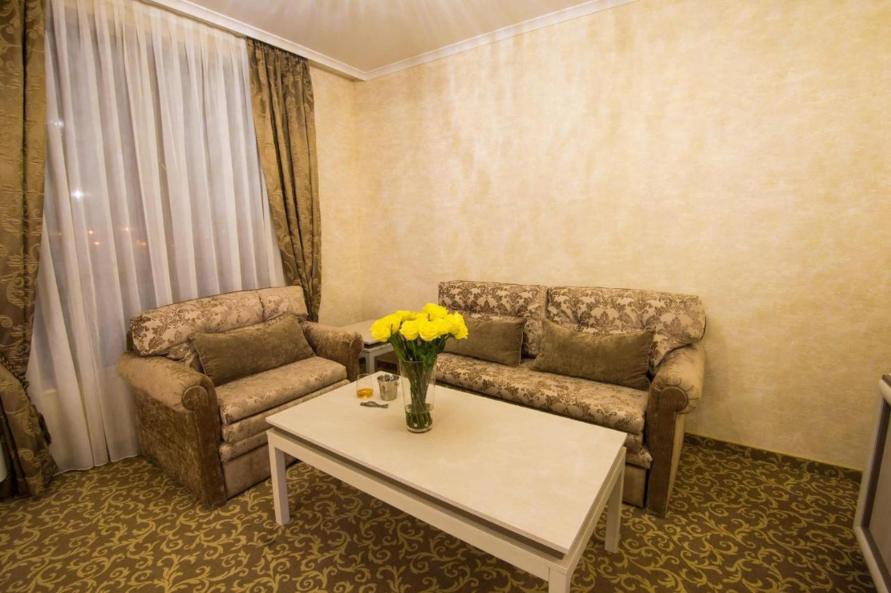 Hotel Forum Пазарджик Экстерьер фото